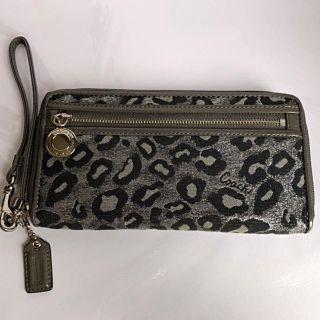 コーチ(COACH)の★COACH／ラウンドファスナー長財布◎ヒョウ柄 シルバー系(財布)