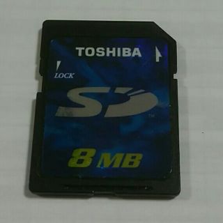 トウシバ(東芝)のSDカード8MB(PC周辺機器)