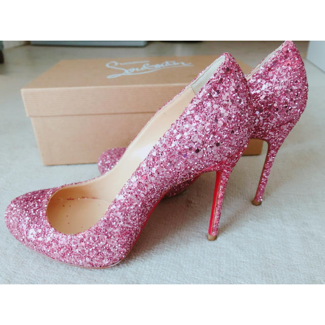 Christian Louboutin(クリスチャンルブタン)のクリスチャンルブタン pinkパンプス レディースの靴/シューズ(ハイヒール/パンプス)の商品写真