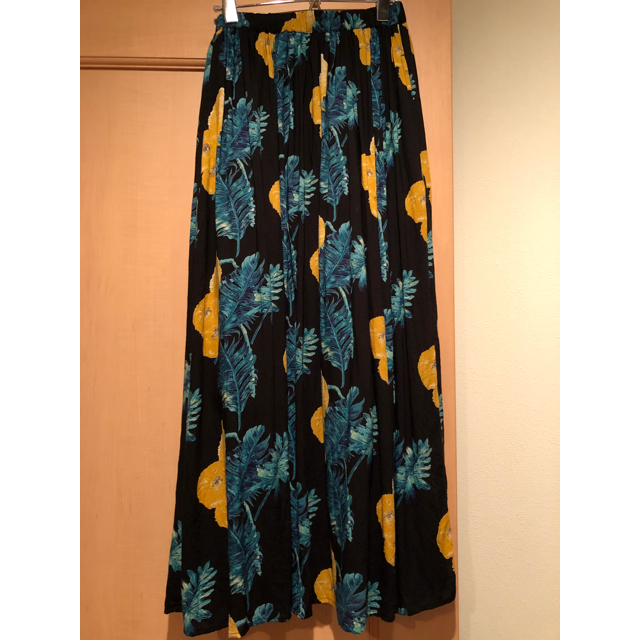 Spick & Span(スピックアンドスパン)の【まゆ様専用】spick and span  オオバナプリントギャザースカート レディースのスカート(ロングスカート)の商品写真