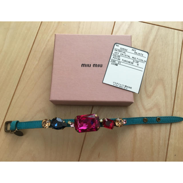 miumiu(ミュウミュウ)のmiumiu♡ビジューブレス レディースのアクセサリー(ブレスレット/バングル)の商品写真