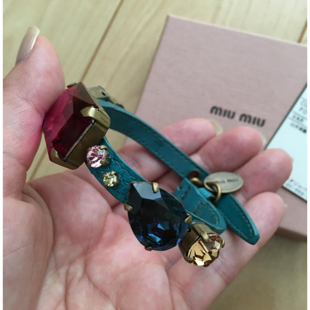 miumiu(ミュウミュウ)のmiumiu♡ビジューブレス レディースのアクセサリー(ブレスレット/バングル)の商品写真