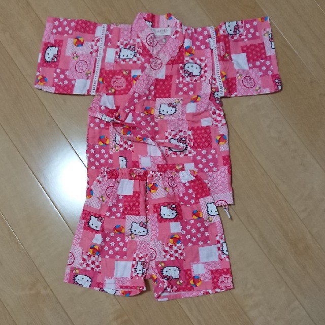 ハローキティ(ハローキティ)のハローキティ 甚平 95 キッズ/ベビー/マタニティのキッズ服女の子用(90cm~)(甚平/浴衣)の商品写真