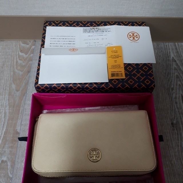 Tory Burch(トリーバーチ)の【良好】TORY BURCH トリーバーチ　ホワイトベージュ  レディースのファッション小物(財布)の商品写真