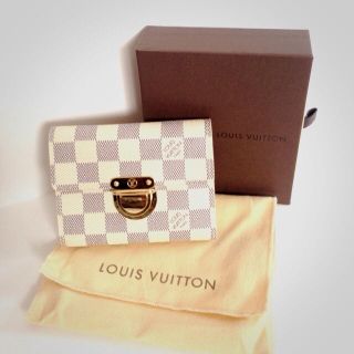 ルイヴィトン(LOUIS VUITTON)のルイヴィトン 財布 アズールコアラ(財布)