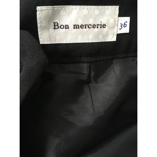 Bon mercerie(ボンメルスリー)の秋物 BonMercerie ショートパンツ ブラック レディースのパンツ(ハーフパンツ)の商品写真