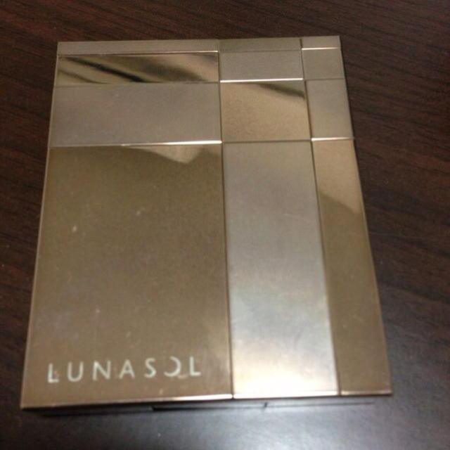 LUNASOL(ルナソル)の ライティングフォーアイズ（限定色） コスメ/美容のベースメイク/化粧品(その他)の商品写真