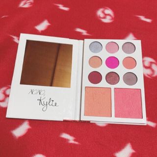 カイリーコスメティックス(Kylie Cosmetics)のカイリーコスメティックス パレット(コフレ/メイクアップセット)