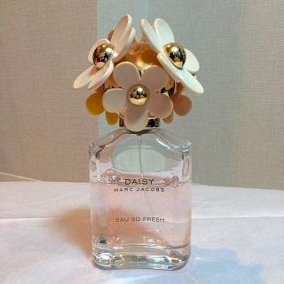 マークバイマークジェイコブス(MARC BY MARC JACOBS)のMarc by DAISY 香水(香水(女性用))