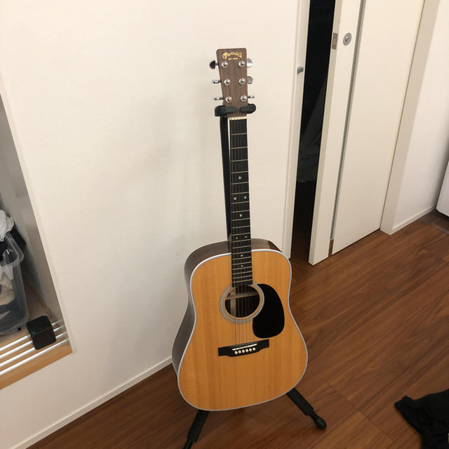 Martin D-28