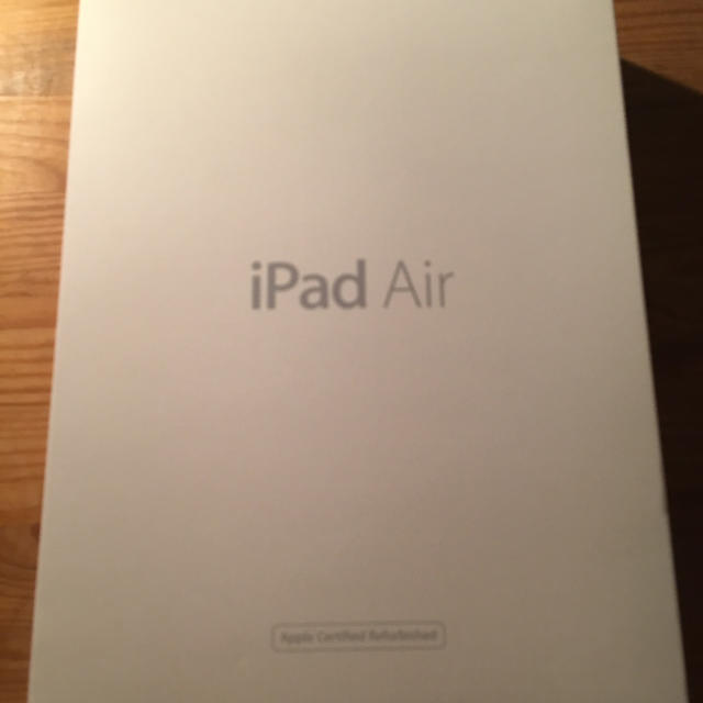 iPad Air 64GB Wi-Fiモデル スペースグレー
