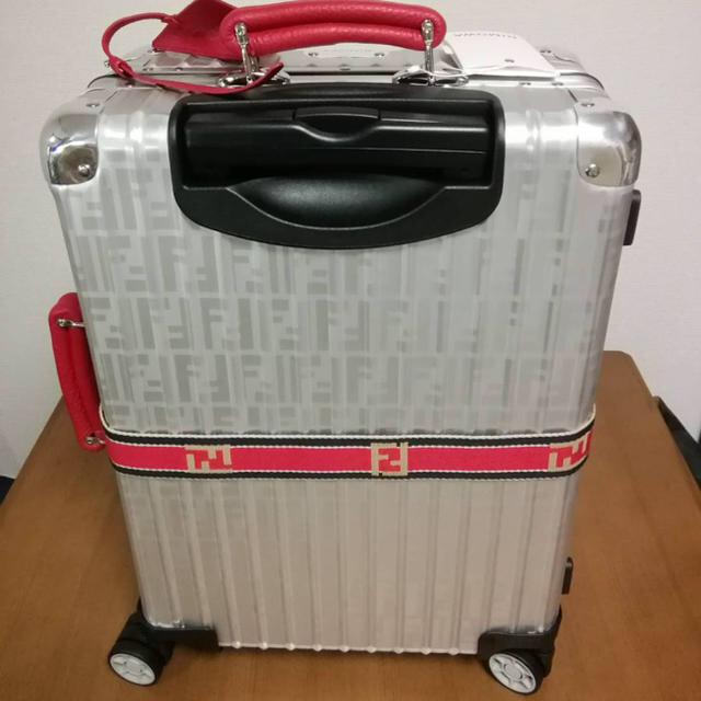 FENDI RIMOWA 機内持込スーツケース