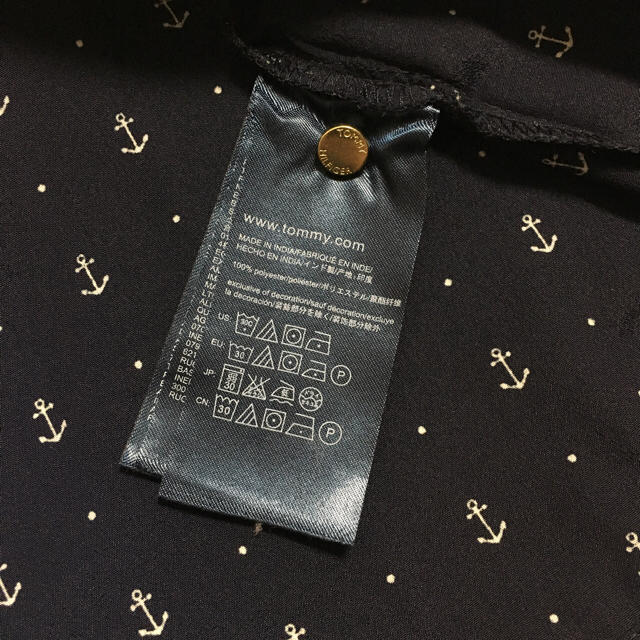 TOMMY HILFIGER(トミーヒルフィガー)のトミー ブラウス レディースのトップス(シャツ/ブラウス(長袖/七分))の商品写真