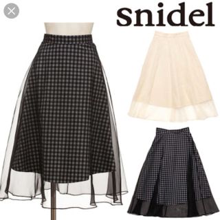 スナイデル(SNIDEL)のsnidel 今期 シースルーギンガムスカート(ひざ丈スカート)