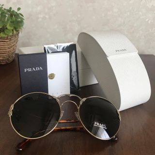 プラダ(PRADA)の遂に入荷！【国内欠品】新品Hyde愛用モデル プラダ(サングラス/メガネ)