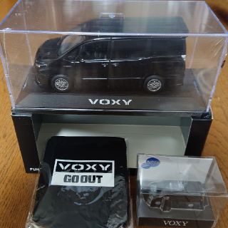 トヨタ(トヨタ)のVOXYミニカー非売品(ミニカー)