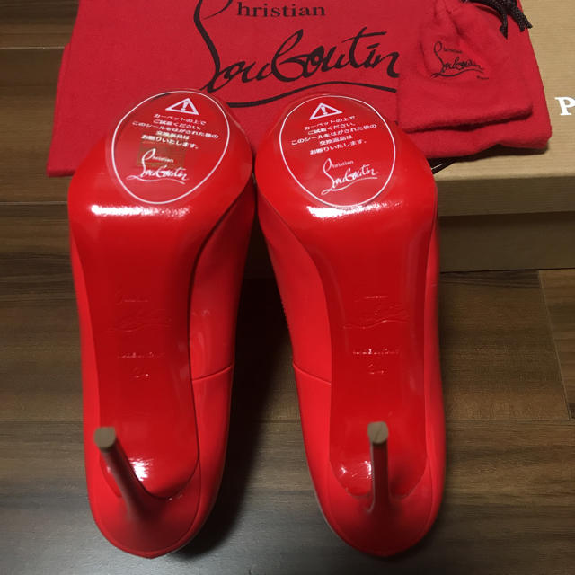 Christian Louboutin(クリスチャンルブタン)のクリスチャンルブタンパンプス レディースの靴/シューズ(ハイヒール/パンプス)の商品写真