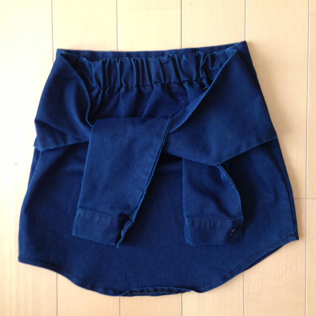 LOWRYS FARM(ローリーズファーム)のデニムスカート&イエローニット レディースのスカート(ミニスカート)の商品写真