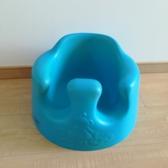 Bumbo(バンボ)のBumbo キッズ/ベビー/マタニティのキッズ/ベビー/マタニティ その他(その他)の商品写真