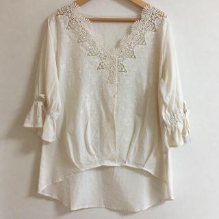 アクシーズファム(axes femme)のaxes 刺繍ブラウス(シャツ/ブラウス(長袖/七分))