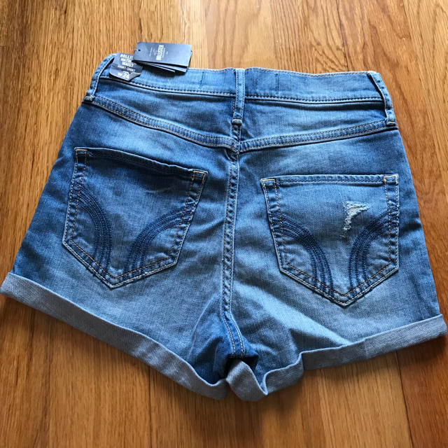 Hollister(ホリスター)のホリスター ショートパンツ レディースのパンツ(ショートパンツ)の商品写真