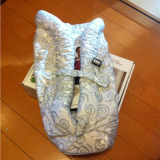新品☆エルゴ新生児インサート(その他)