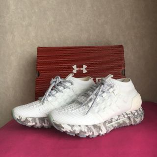 アンダーアーマー(UNDER ARMOUR)の新品❣️ UA  ホバーファントム (シューズ)