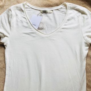 ベルシュカ(Bershka)のＢershka Tシャツ新品未使用(Tシャツ(半袖/袖なし))