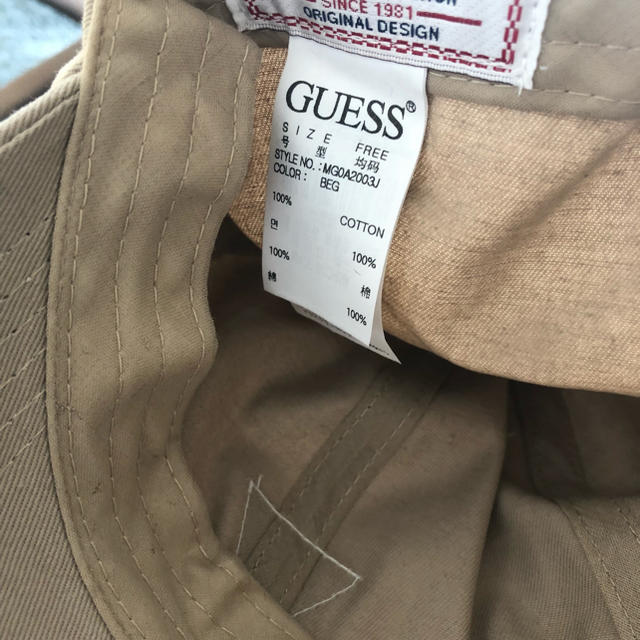 GUESS(ゲス)のGUESS キャップ レディースの帽子(キャップ)の商品写真