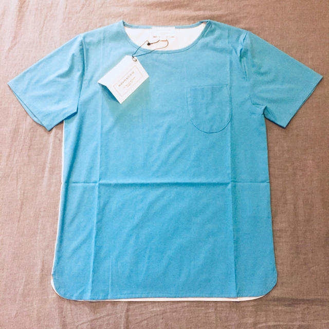 MAISON KITSUNE'(メゾンキツネ)のmaison kitsune ブラウス ブルー 新品未使用 レディースのトップス(シャツ/ブラウス(半袖/袖なし))の商品写真