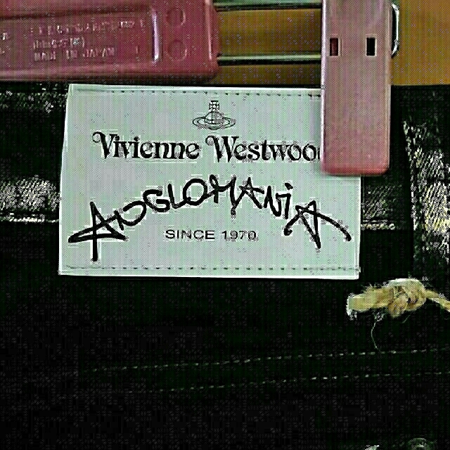 Vivienne Westwood(ヴィヴィアンウエストウッド)の新品未使用タグ付ヴィヴィアンウエストウッドアングロマニアクラッシュペイントデニム レディースのパンツ(デニム/ジーンズ)の商品写真