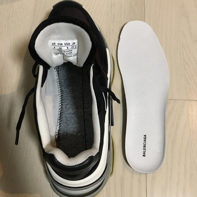 Balenciaga(バレンシアガ)の42 新品 BALENCIAGA Triple S メンズの靴/シューズ(スニーカー)の商品写真