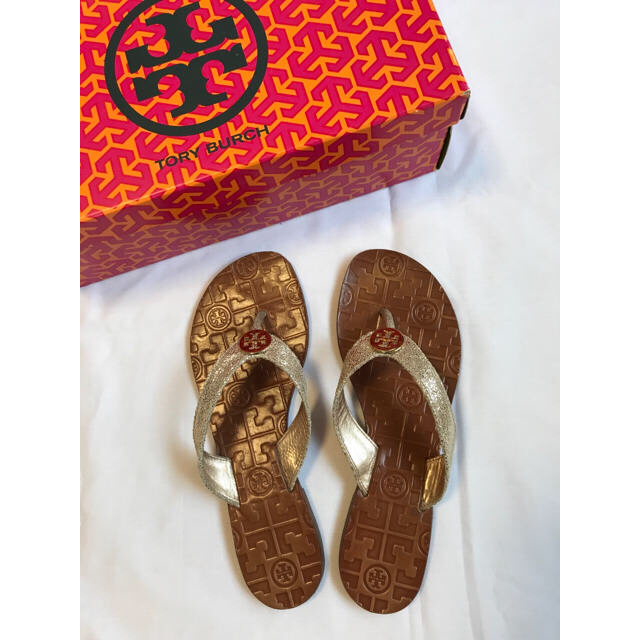 Tory Burch(トリーバーチ)のトリーバーチ サンダル ゴールド レディースの靴/シューズ(サンダル)の商品写真