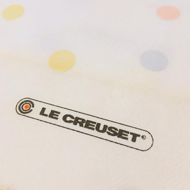LE CREUSET(ルクルーゼ)のル・クルーゼ ベビー 不織布 ラッピングバッグ S 手提げ袋 ミニトート 巾着 レディースのバッグ(ショップ袋)の商品写真