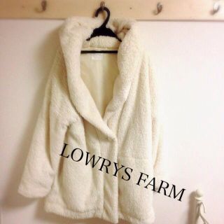 ローリーズファーム(LOWRYS FARM)のローリーズファーム ボアコート(毛皮/ファーコート)