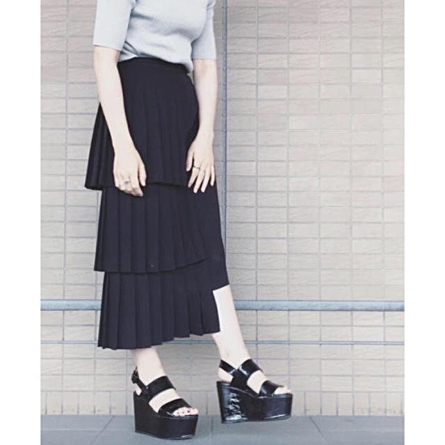 最上の品質な VINTAGE Ameri - 美品ブラックスカート♡限定セール CLANE ひざ丈スカート