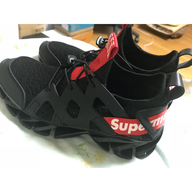 supreme メンズの靴/シューズ(スニーカー)の商品写真