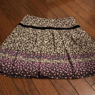 アプワイザーリッシェ(Apuweiser-riche)の美品☆アプワイザーリッシェ 花柄ミニスカート(ミニスカート)