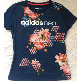 アディダス(adidas)のadidasTシャツ✨(Tシャツ(半袖/袖なし))