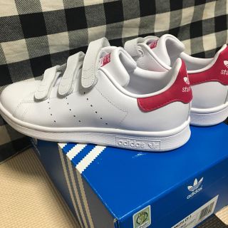 アディダス(adidas)のみぃ。様専用！！【新品】adidas スタンスミス ベルクロ（ピンク:23㎝）(スニーカー)