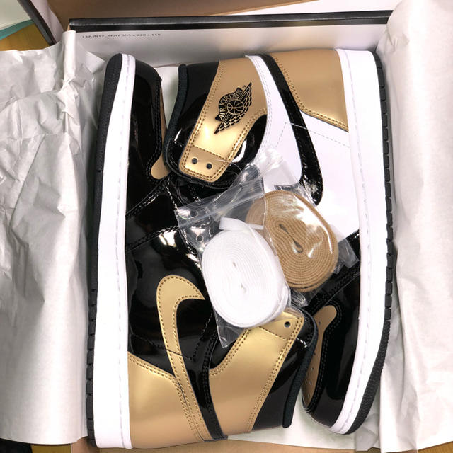 NIKE(ナイキ)のAIR JORDAN Retro High OG NRG Gold Top3  メンズの靴/シューズ(スニーカー)の商品写真