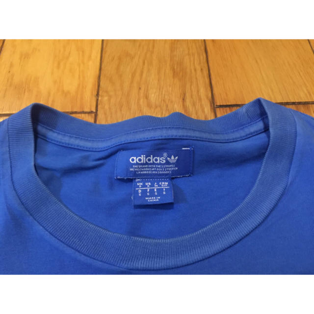 adidas(アディダス)のadidas originals アディダスオリジナルス Tシャツ 青 メンズのトップス(Tシャツ/カットソー(半袖/袖なし))の商品写真
