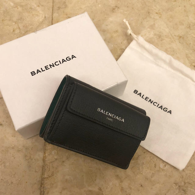 Balenciaga(バレンシアガ)の新品BALENCIAGAミニウォレット レディースのファッション小物(財布)の商品写真