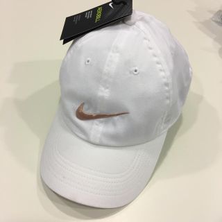 ナイキ ゴールド キャップ レディース の通販 5点 Nikeのレディースを買うならラクマ ナイキ ゴールド キャップ レディース の通販 5点 Nikeのレディースを買うならラクマ