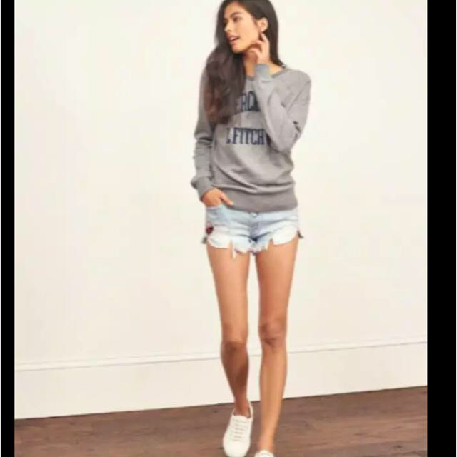 Abercrombie&Fitch(アバクロンビーアンドフィッチ)のハイライズショートパンツ レディースのパンツ(ショートパンツ)の商品写真