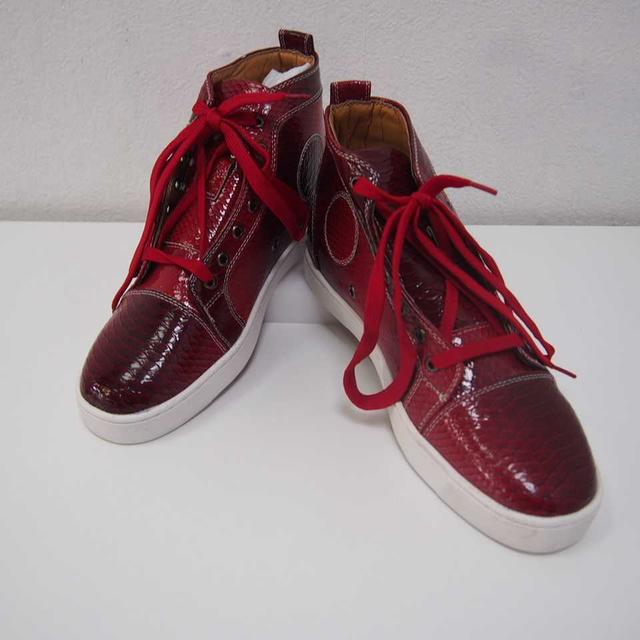 【新品】ハイカットスニーカー 赤 シンプル 25.5程度 (1) 26 メンズの靴/シューズ(スニーカー)の商品写真