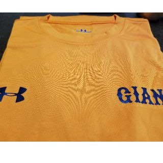 アンダーアーマー(UNDER ARMOUR)のアンダーアーマー製ジャイアンツTシャツ

フリーサイズ

未使用品(記念品/関連グッズ)