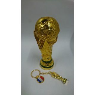 ワールドカップ サッカー レプリカトロフィー 13cm キーホルダー付き 新品の通販 By セイコーダイバーマニア S Shop ラクマ