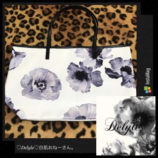 デイライルノアール(Delyle NOIR)のDelyle♡フラワープリントトートバッグ(トートバッグ)