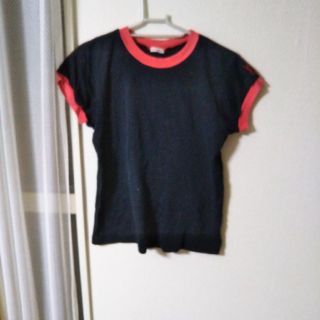 Yves Saint Laurent Beaute(Tシャツ(半袖/袖なし))のフリマ Yves Saint Laurent Beaute(Tシャツ(半袖/袖なし))のフリマ